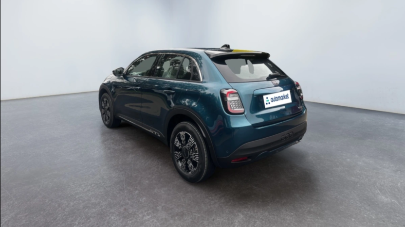 FIAT 600 600 1.2 Turbo Hybrid eDCT Nowy