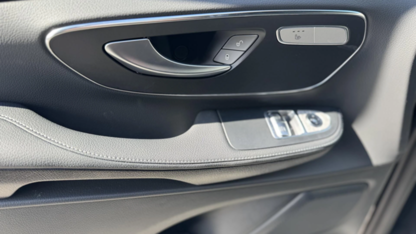 MERCEDES-BENZ V Klasa V 300 mHEV 9G-Tronic Avantgarde (ekstra dł) Nowy