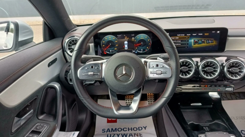 MERCEDES-BENZ CLA CLA 200 AMG Line 7G-DCT