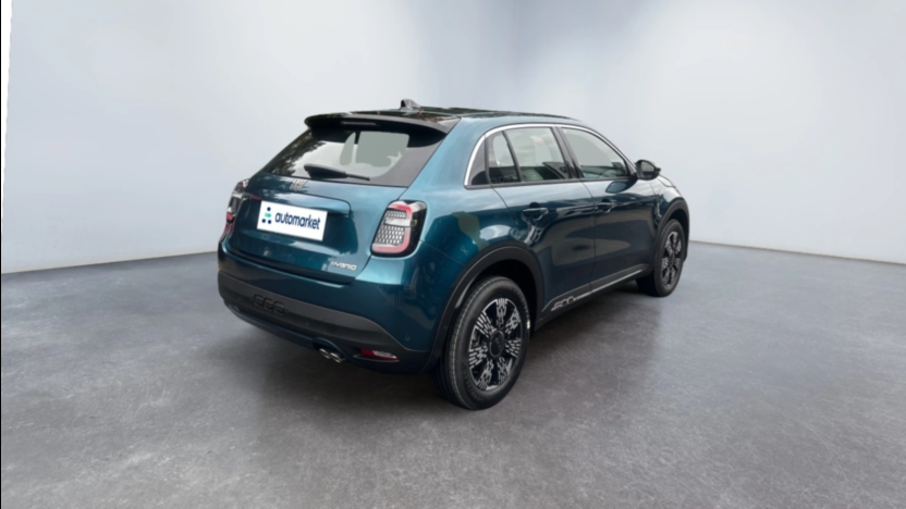 FIAT 600 600 1.2 Turbo Hybrid eDCT Nowy