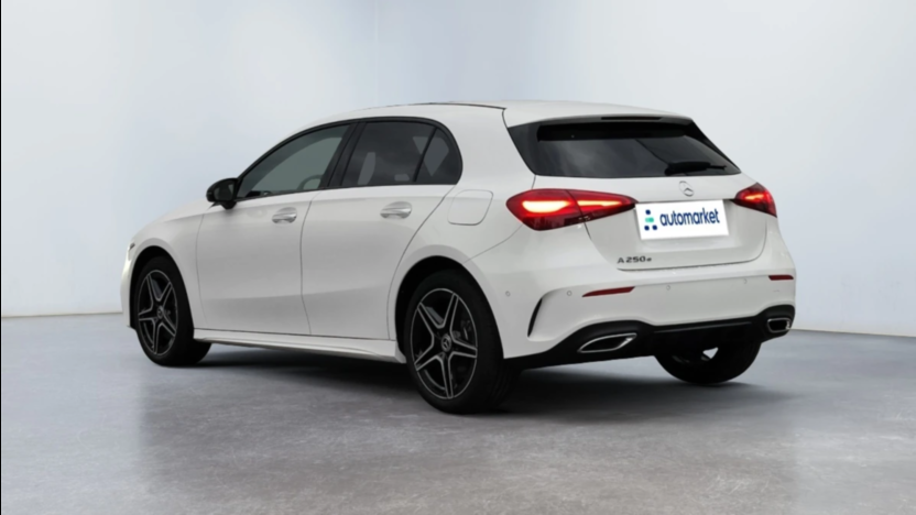 MERCEDES-BENZ A Klasa A 250 e AMG Line 8G-DCT