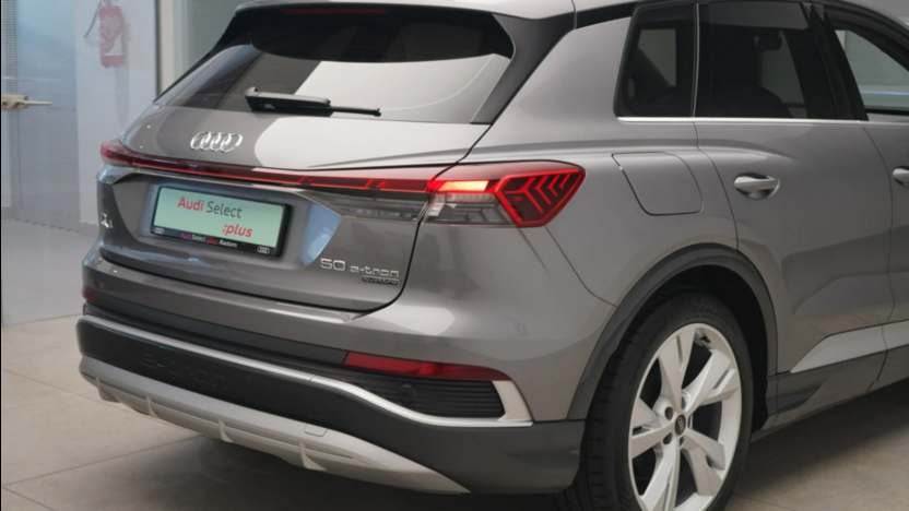 AUDI Q4 Q4 e-tron 50 77kWh Quattro S Line