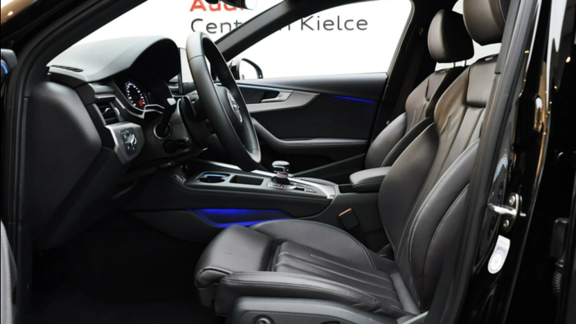 AUDI A4 A4 30 TDI mHEV Advanced S tronic