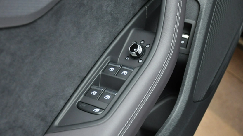 AUDI A4 A4 30 TDI mHEV Advanced S tronic