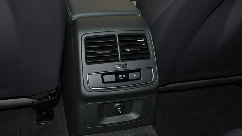 AUDI A4 A4 30 TDI mHEV Advanced S tronic
