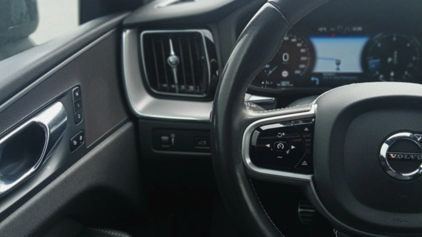 VOLVO XC60 XC60 B4 D R-Design aut