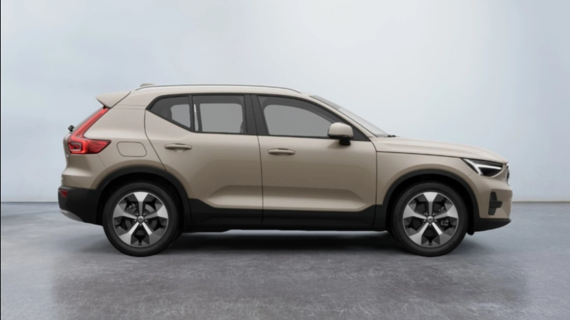 VOLVO XC40 XC40 B3 Core aut Nowy
