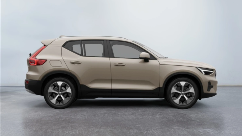 VOLVO XC40 XC40 B3 Core aut Nowy