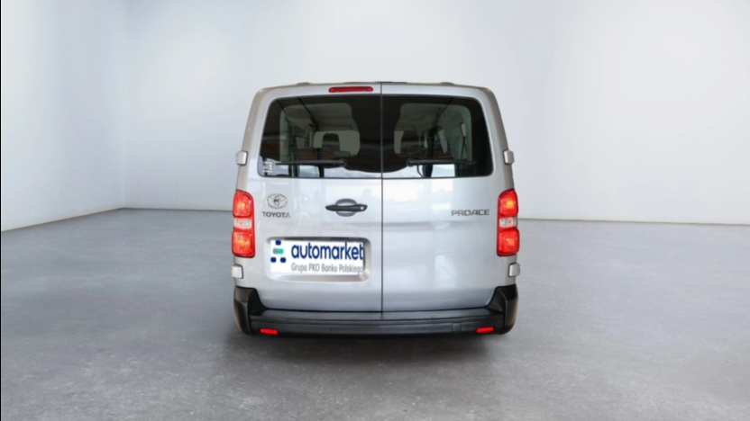 TOYOTA Proace Proace Kombi 1.5 D-4D Long 2,7t