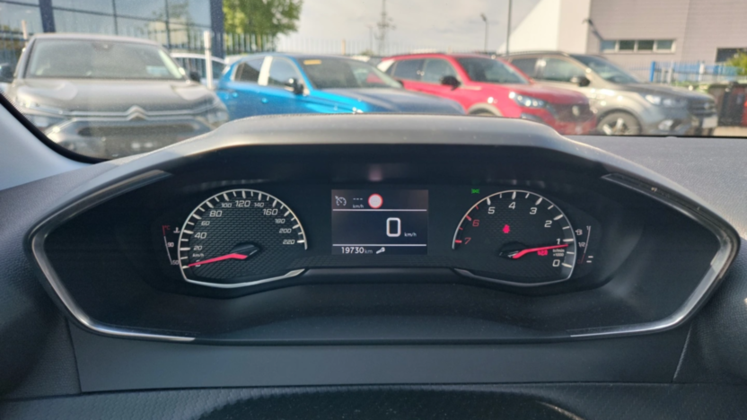 PEUGEOT 208 208 1.2 PureTech Active Pack S&S