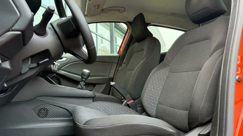 RENAULT Clio Clio 1.0 TCe Equilibre LPG