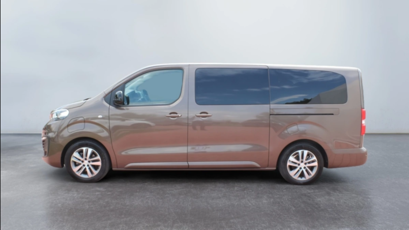 PEUGEOT Traveller e-Traveller Long Business Vip (75 kWh)