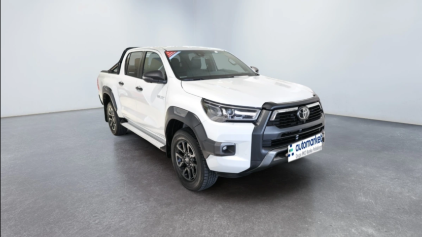 TOYOTA HiLux Hilux 2.8 D-4D Double Cab Invincible 4x4 aut