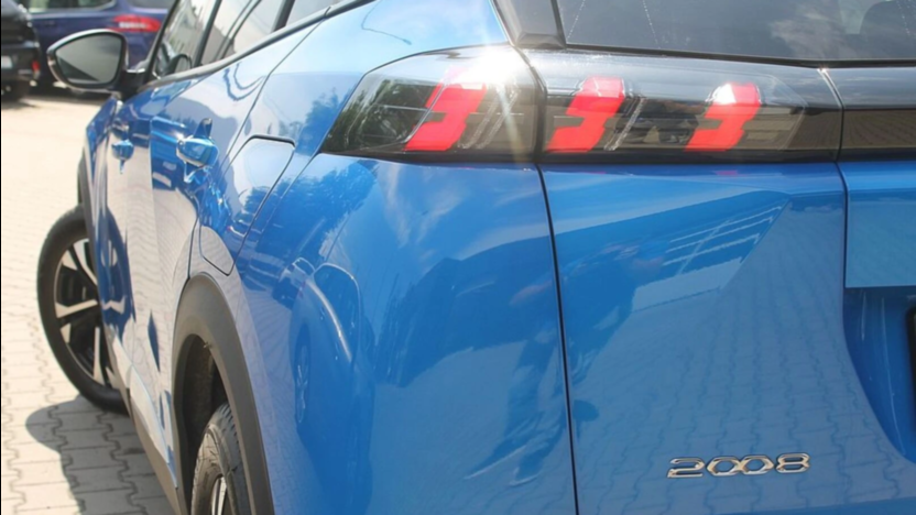 PEUGEOT 2008 2008 1.2 PureTech Allure Pack S&S EAT8