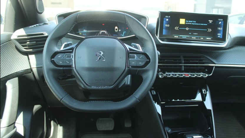 PEUGEOT 2008 2008 1.2 PureTech Allure Pack S&S EAT8
