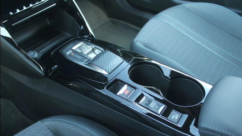 PEUGEOT 2008 2008 1.2 PureTech Allure Pack S&S EAT8