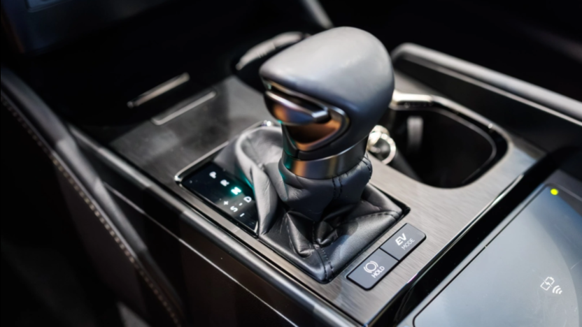 LEXUS ES ES 300h F Sport Design