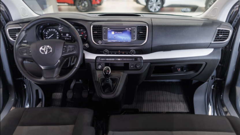 TOYOTA Proace Verso Proace Verso 1.5 D4-D Long Business