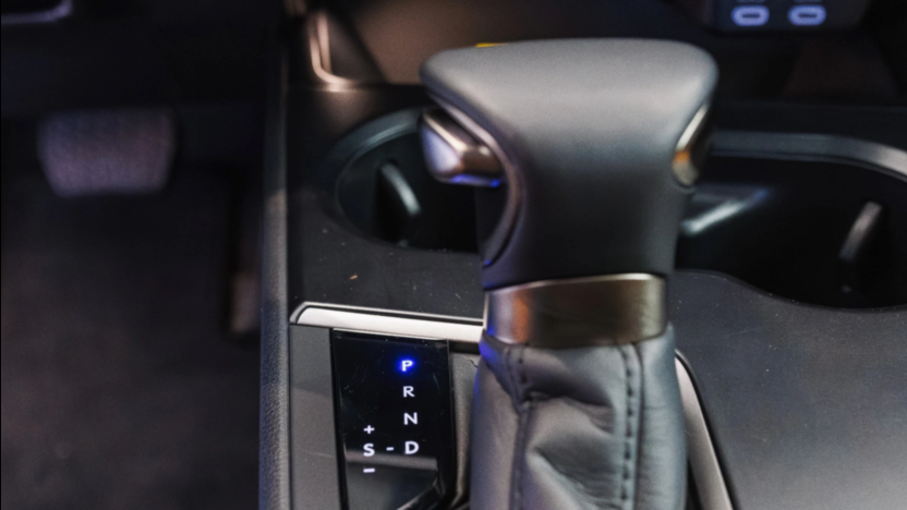 LEXUS UX UX 250h GPF F Sport Design+ 2WD