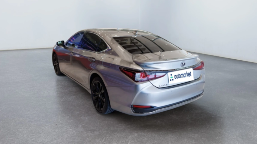 LEXUS ES ES 300h F Sport Design
