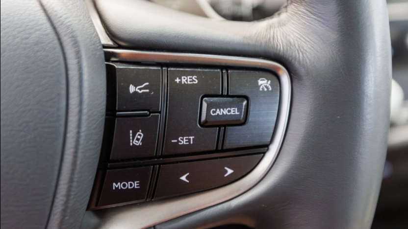 LEXUS ES ES 300h F Sport Design