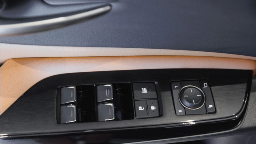 LEXUS ES ES 300h F Sport Design