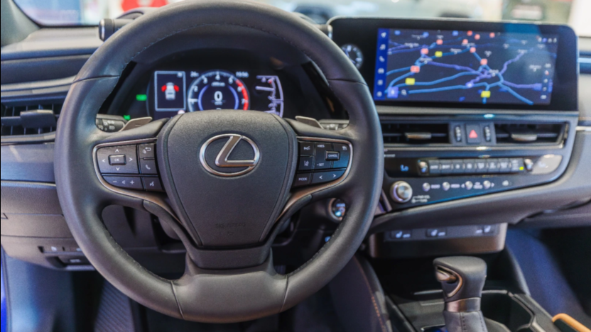 LEXUS ES ES 300h F Sport Design