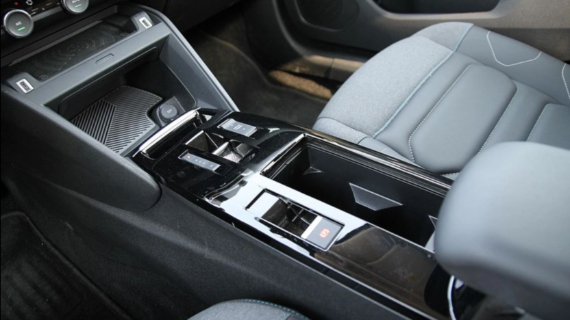 CITROEN C4 X C4 X 1.2 PureTech Max S&S EAT8