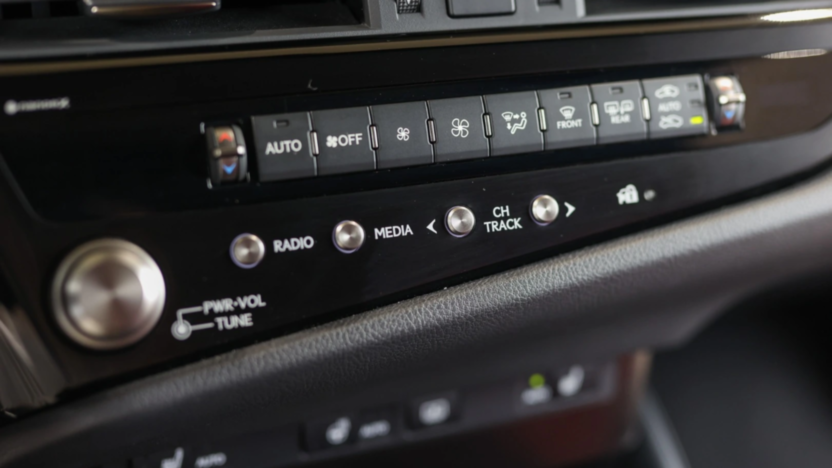 LEXUS ES ES 300h F Sport Edition