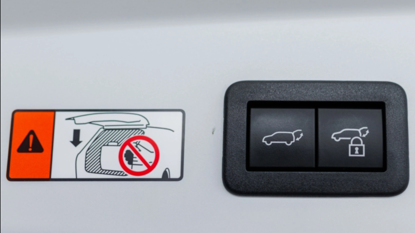 TOYOTA Prius Prius Plug-in 2.0 Hybrid Prestige