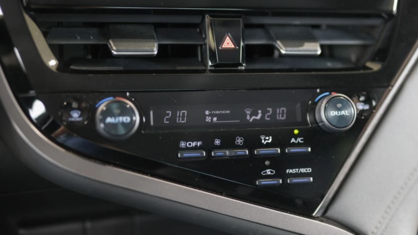 TOYOTA Camry Camry 2.5 Hybrid Comfort CVT