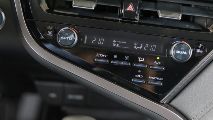 TOYOTA Camry Camry 2.5 Hybrid Comfort CVT