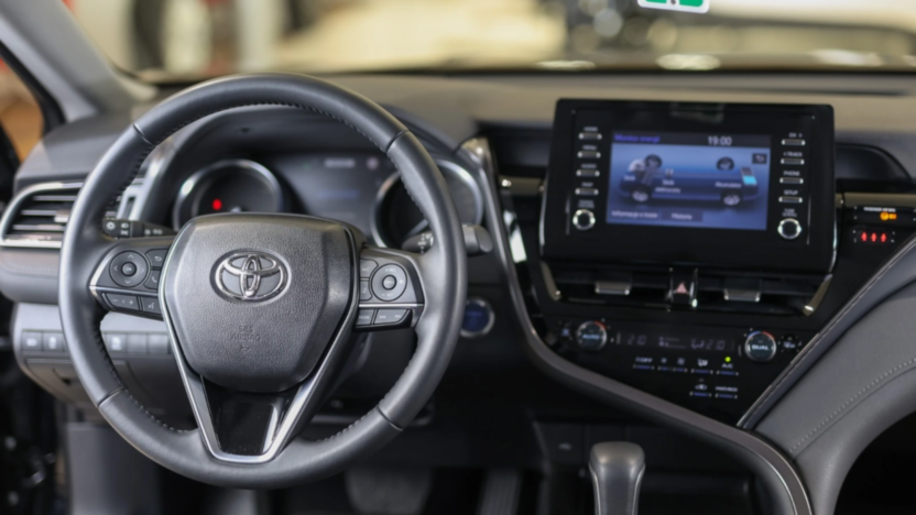 TOYOTA Camry Camry 2.5 Hybrid Comfort CVT