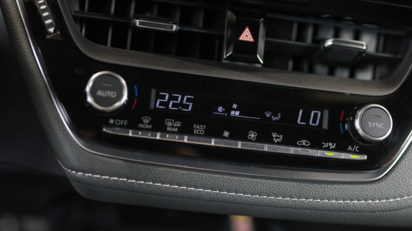 TOYOTA Corolla Corolla 2.0 Hybrid Style