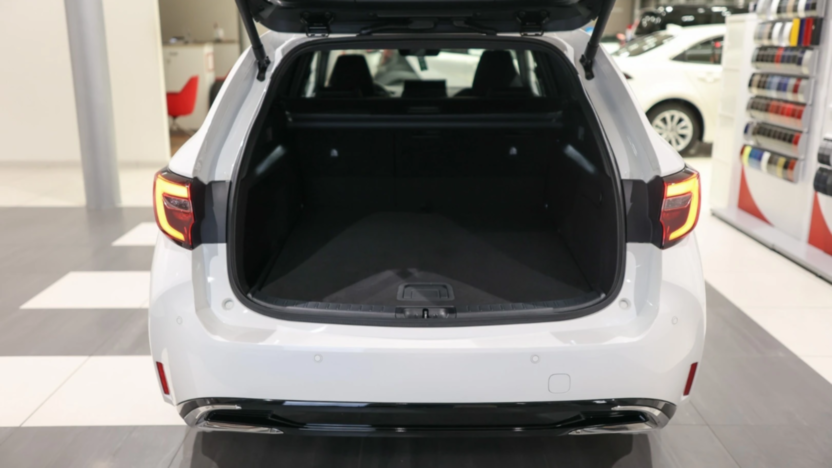 TOYOTA Corolla Corolla 2.0 Hybrid Style