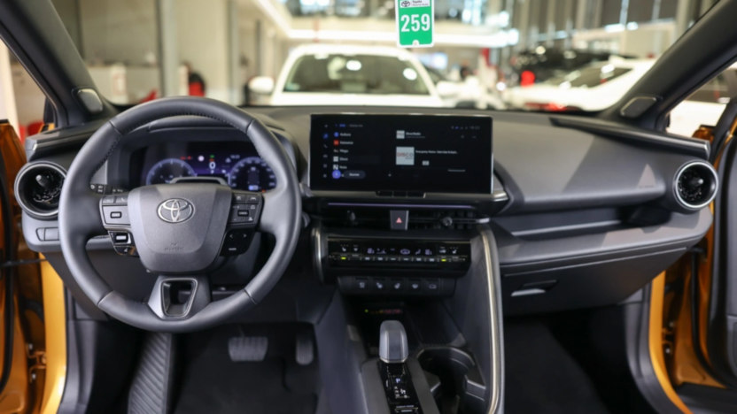 TOYOTA C-HR C-HR 2.0 Hybrid Dynamic Force Executive Premiere Edition