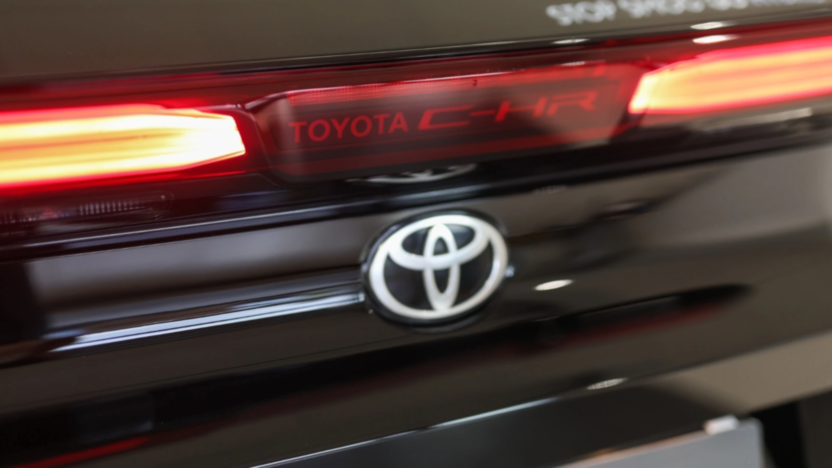 TOYOTA C-HR C-HR 2.0 Hybrid Dynamic Force Executive Premiere Edition