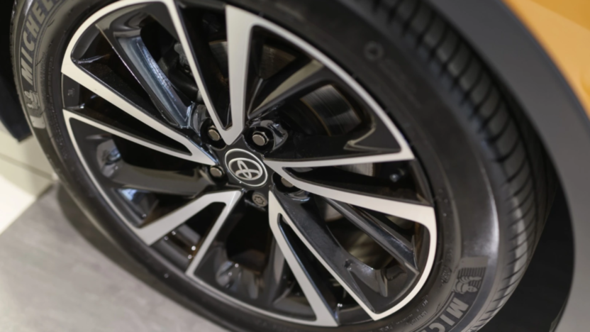 TOYOTA C-HR C-HR 2.0 Hybrid Dynamic Force Executive Premiere Edition