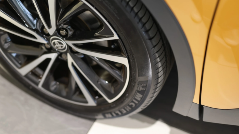 TOYOTA C-HR C-HR 2.0 Hybrid Dynamic Force Executive Premiere Edition