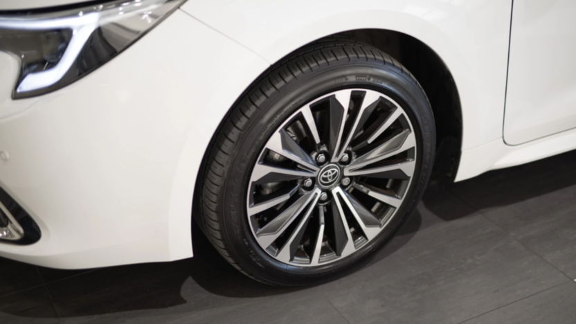 TOYOTA Corolla Corolla 2.0 Hybrid Style