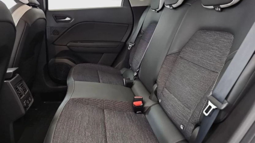 RENAULT Captur Captur 1.3 TCe mHEV Techno EDC