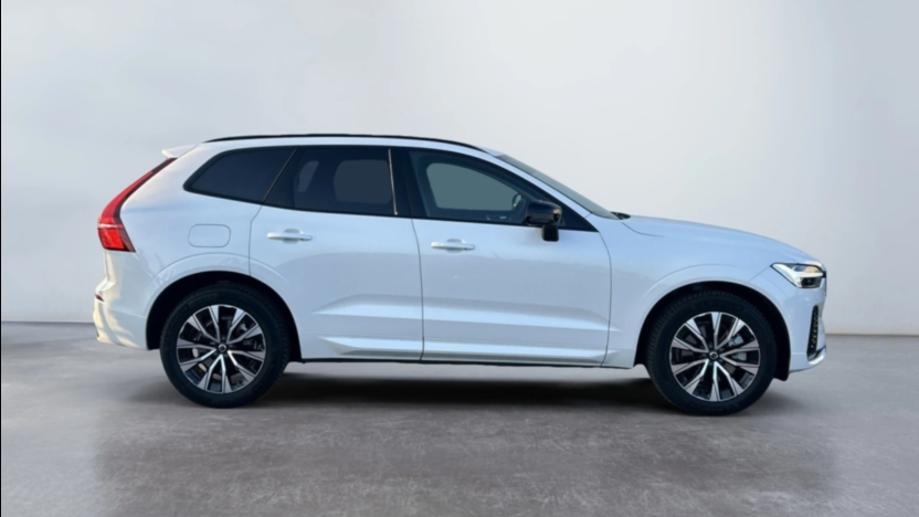 VOLVO XC60 XC60 B5 B AWD Plus Dark aut