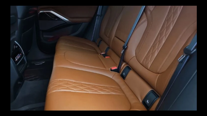 BMW X6 X6 M60i mHEV sport-aut