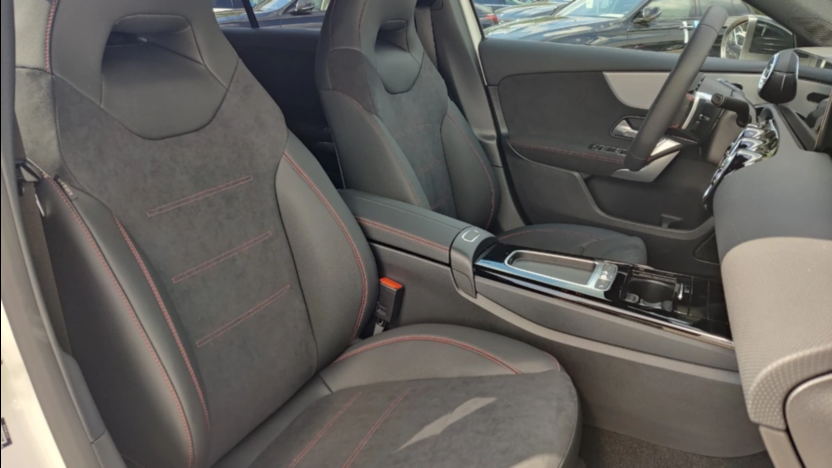 MERCEDES-BENZ A Klasa A 250 e AMG Line 8G-DCT