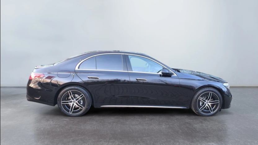 MERCEDES-BENZ E Klasa E 220 d AMG