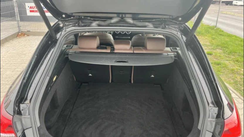 MERCEDES-BENZ CLA CLA 200 d Edition 1 8G-DCT