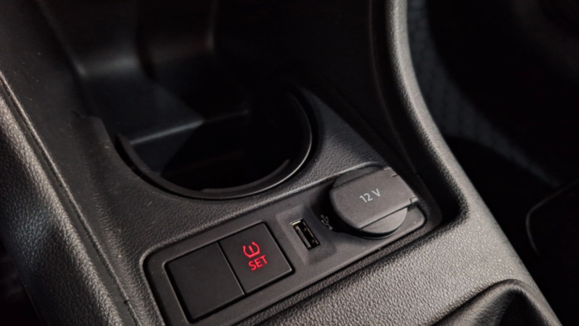VOLKSWAGEN up! up! 1.0 move up!