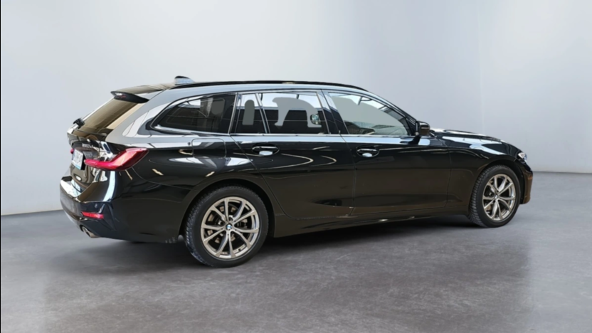 BMW Seria 3 320d xDrive Sport Line aut