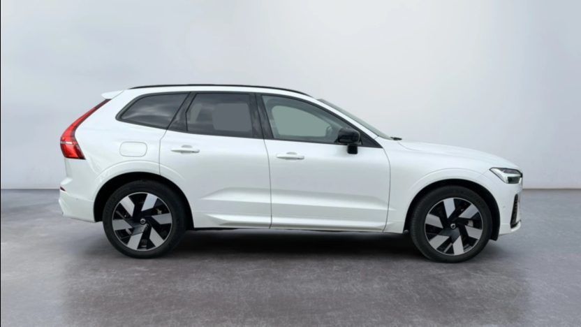 VOLVO XC60 XC60 T6 Plug-In Hybrid AWD Plus Dark aut