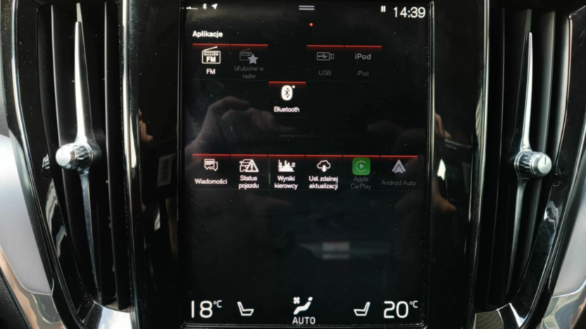 VOLVO V60 V60 T4 Momentum aut